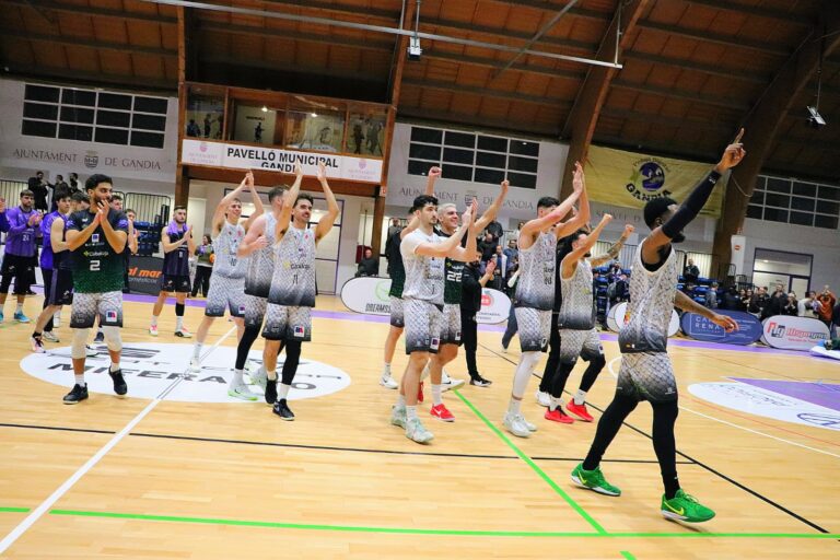 Galería de imágenes: Proinbeni UPB Gandía vs Bueno Arenas Albacete Basket 06-12-2025