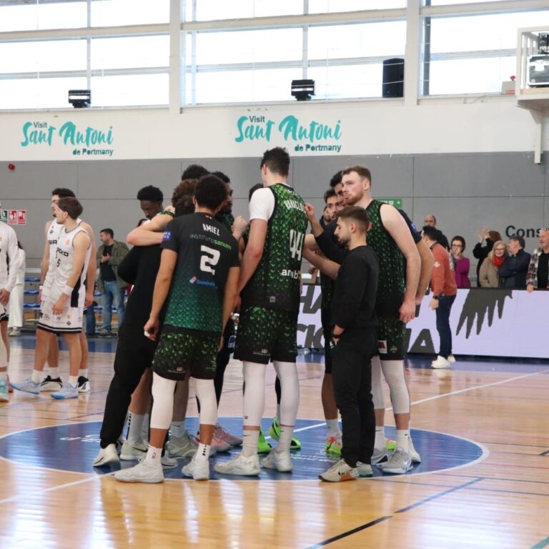 El Bueno Arenas Albacete Basket da la cara frente al Class Bàsquet Sant Antoni, pero no consigue la victoria (96 – 91)