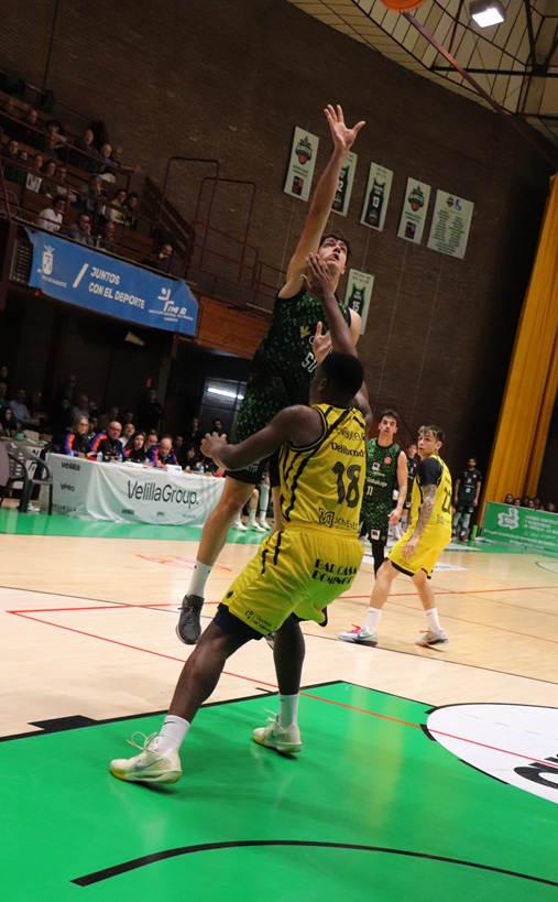 Galería de imágenes: Bueno Arenas Albacete vs Club Sportiú Bàsquet Llíria 8-3-2026